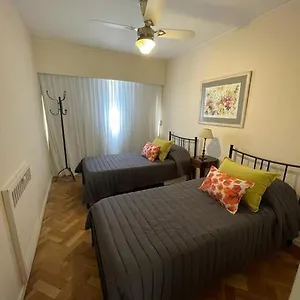 Departamento De Categoria Av. Espana Apartamento Mendoza