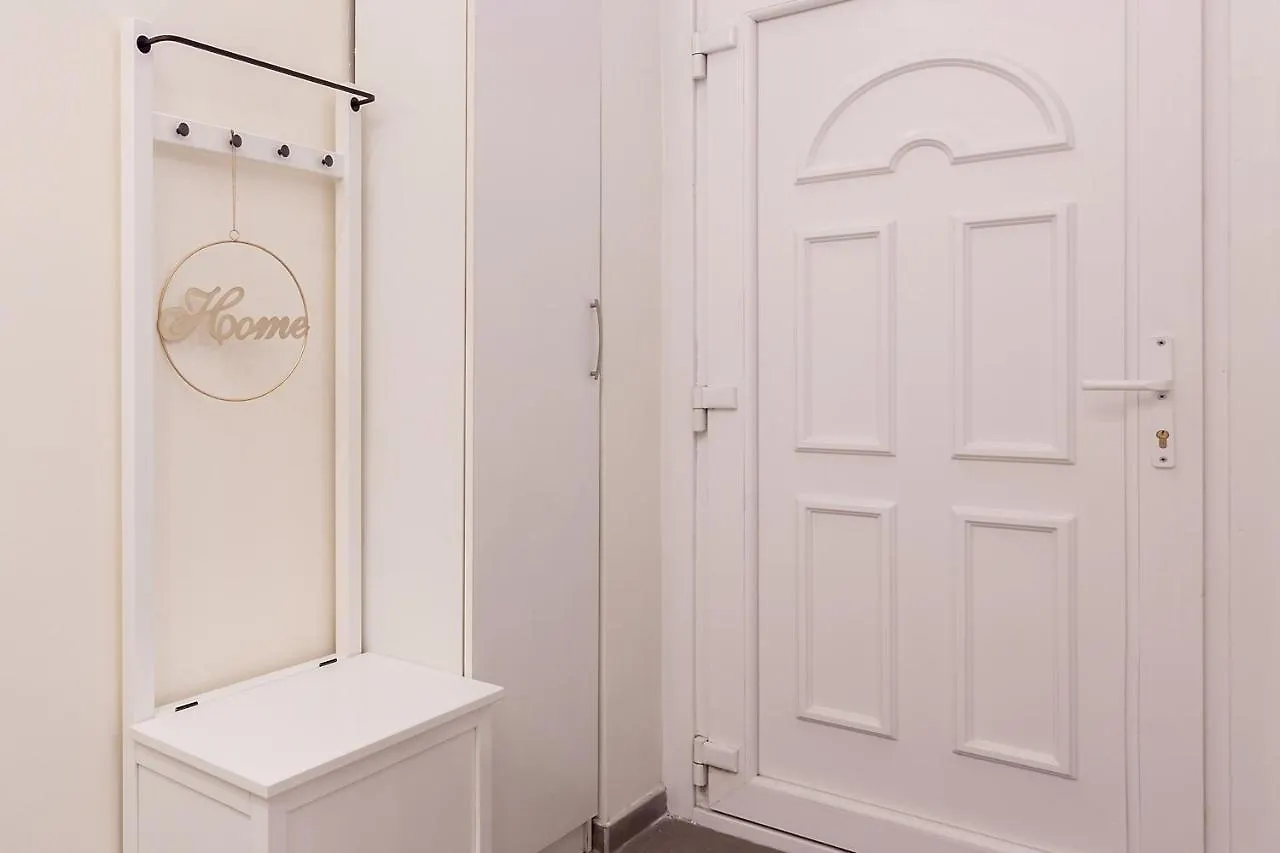 Goldcentral Apartment Comfort Budapest Hungary